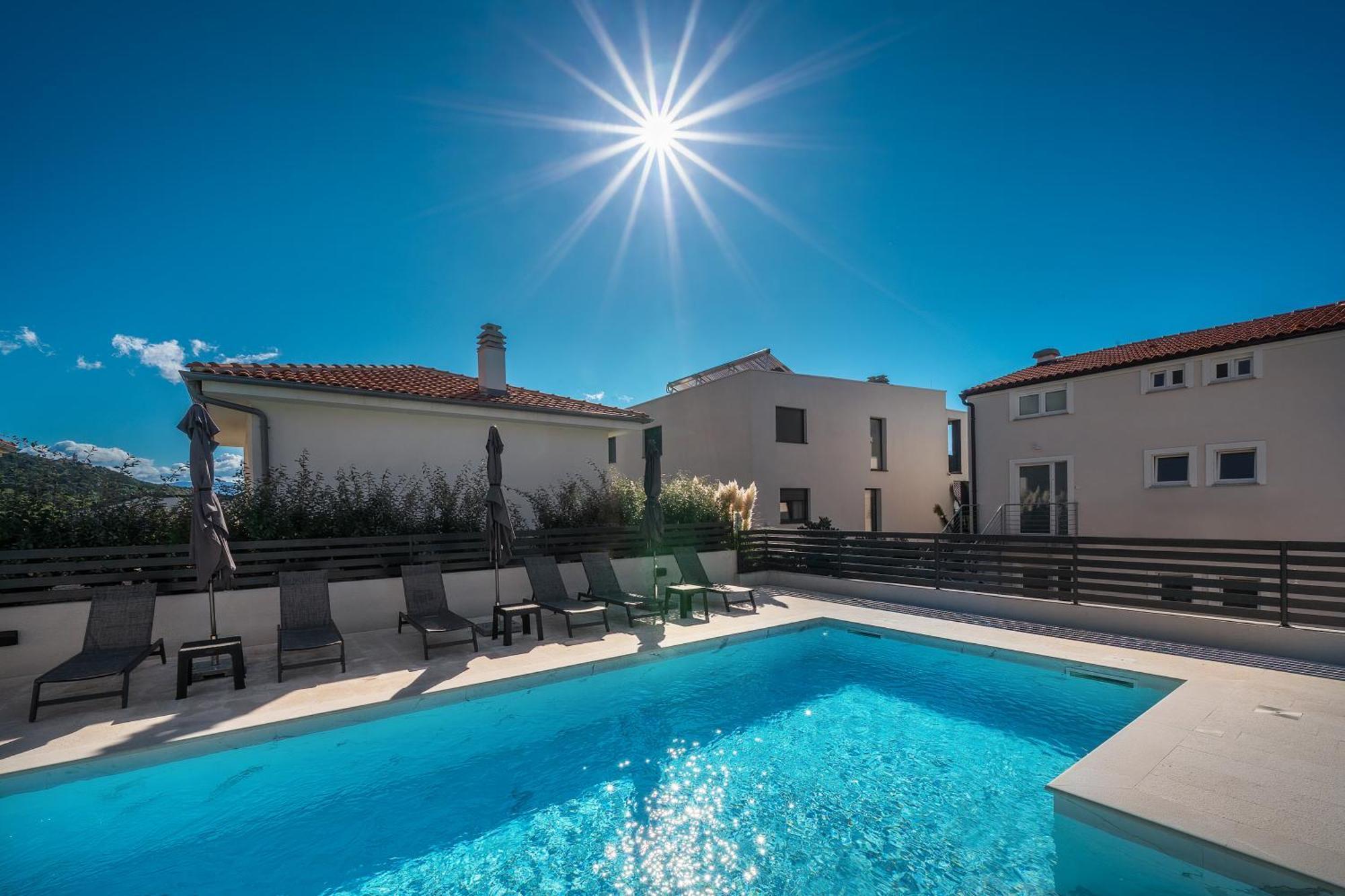 Poolside Apartments Anabella Baška Dış mekan fotoğraf